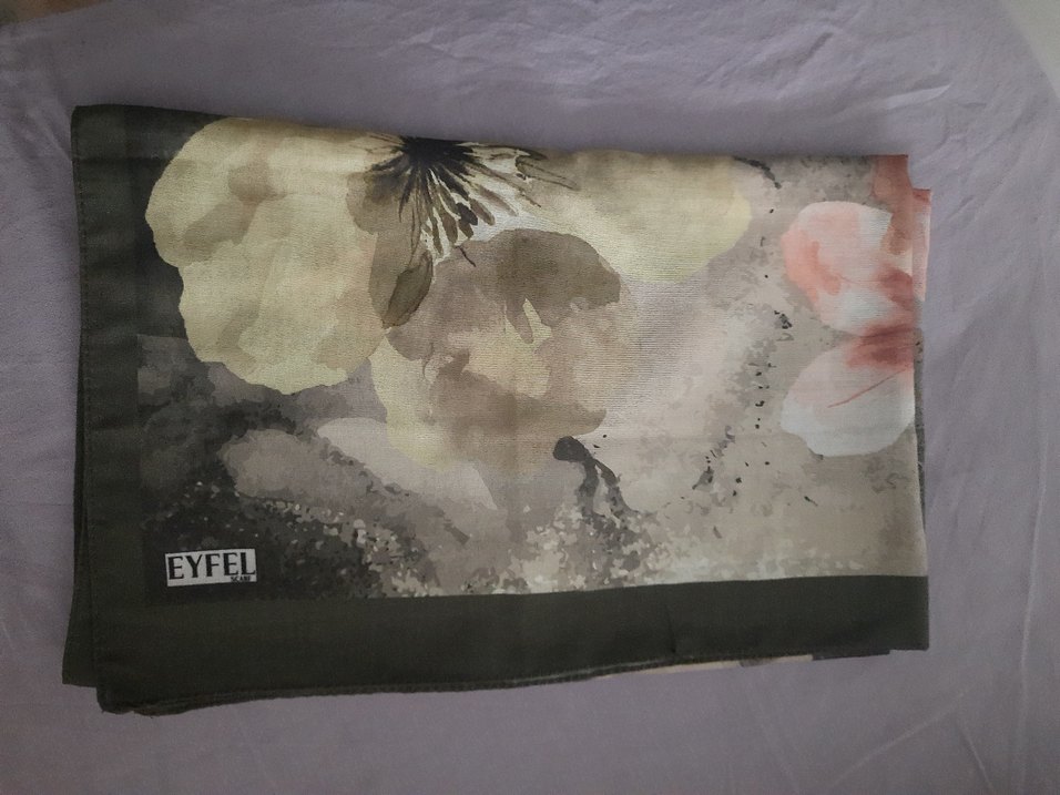 Bej Vintage Desenli Kadın İpek Şal - Görsel 2