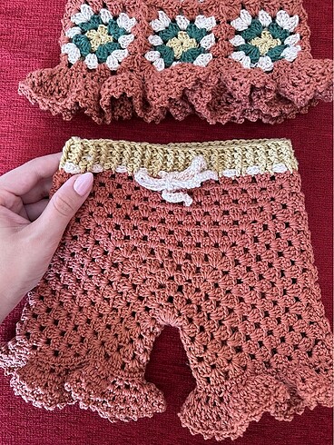 1 Yaş Beden Kız Bebek Crop Şort
