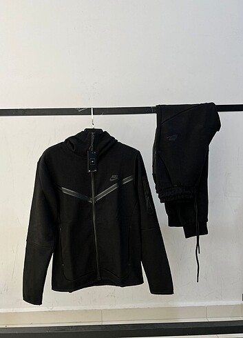 DEV KAMPANYA NİKE TECH FLEECE TAKIM