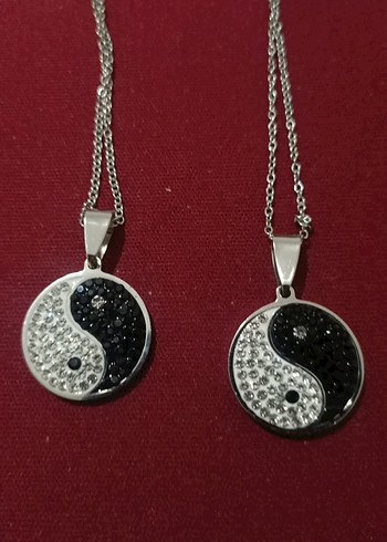 Gri Mini Yin Yang Detaylı Zincir Kolye - Görsel 2