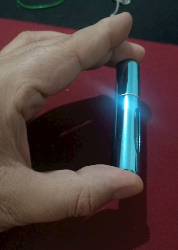 Kadın Parfümü Metalik Seyahat Şişesi - Görsel 4