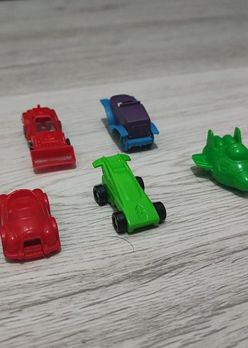 Renkli Mini Oyuncak Arabalar Seti