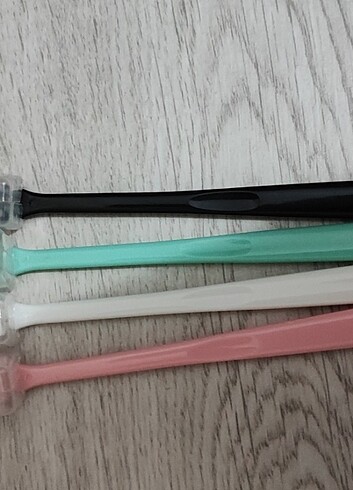 4 adet diş fırçası - Görsel 2