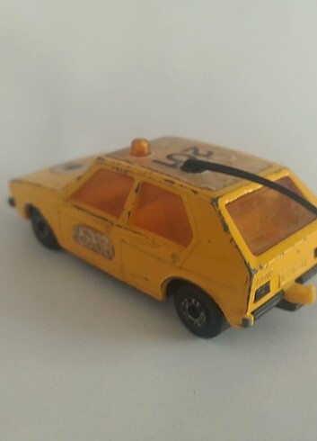  Beden Matchbox Volkswagen Golf 