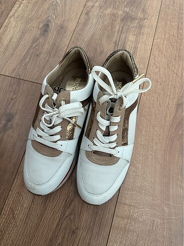 Orjinal micheal kors sneakers 35,5 numara