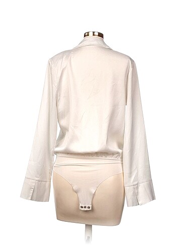 s Beden Zara Bluz %70 İndirimli.