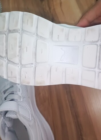 34 Beden Erkek çocuk spor ayakkabı 