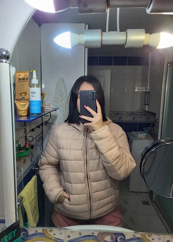 Pull And Bear Toz Pembe Şişme Kadın Mont