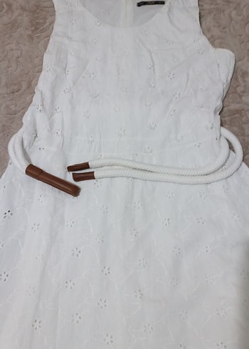 Nakışlı Beyaz Uzun Pamuklu Elbise - Görsel 2