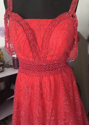 M 38 Parlak Kırmızı V Yaka Uzun Abiye Elbise - Görsel 2