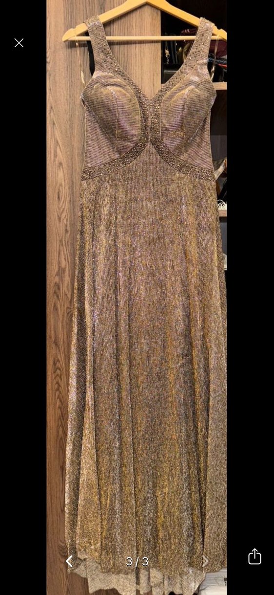 Uzun V Yakalı Parlak Abiye Elbise - Görsel 3