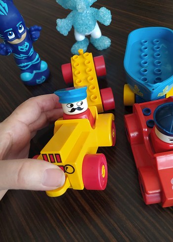 Renkli Lego Figür ve Araç Seti - Görsel 3