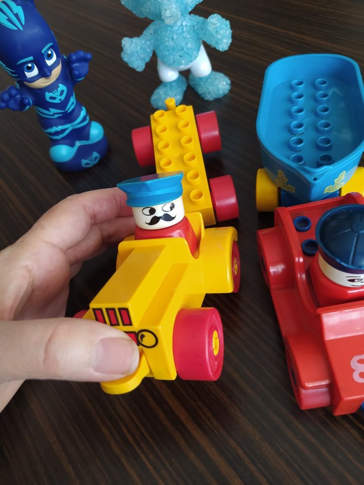 Renkli Lego Figür ve Araç Seti - Görsel 3