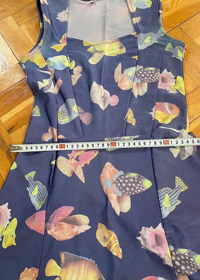 Balık desenli plaj elbisesi - Görsel 3