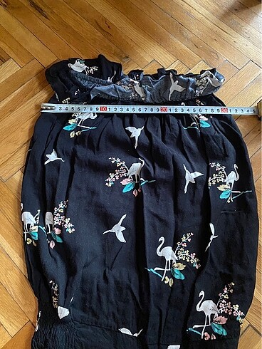 Flamingo ve çiçek desenli şort tulum - Görsel 4