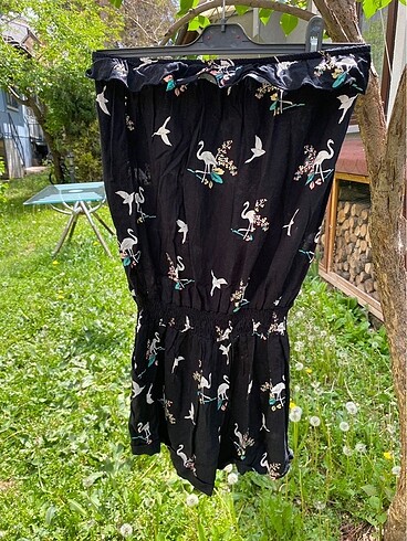 Flamingo ve çiçek desenli şort tulum - Görsel 3