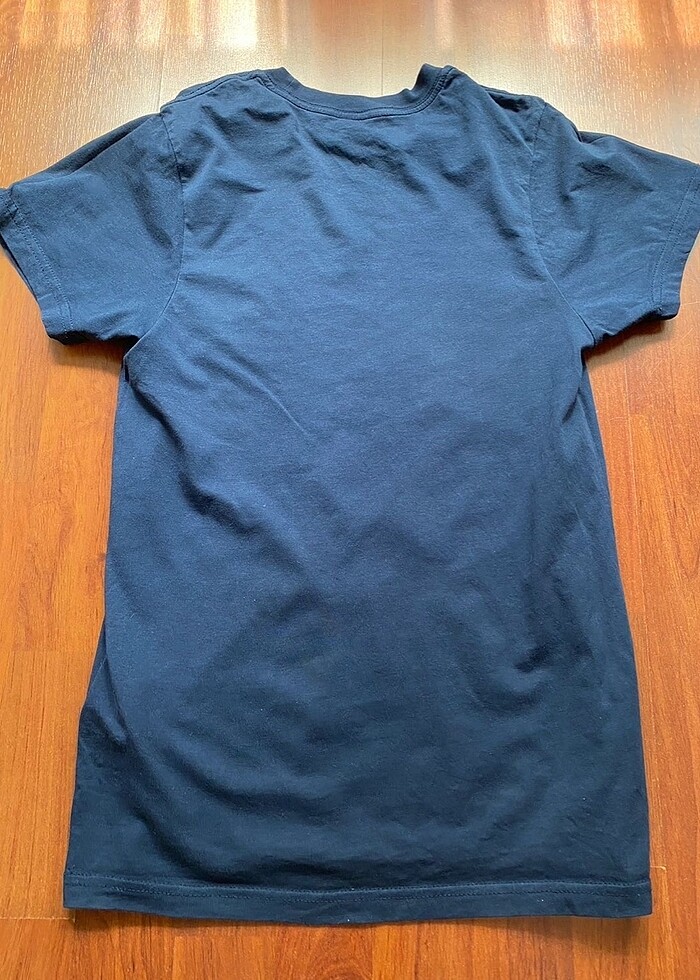 Vans hibiskus ve çiçek desenli tshirt - Görsel 5