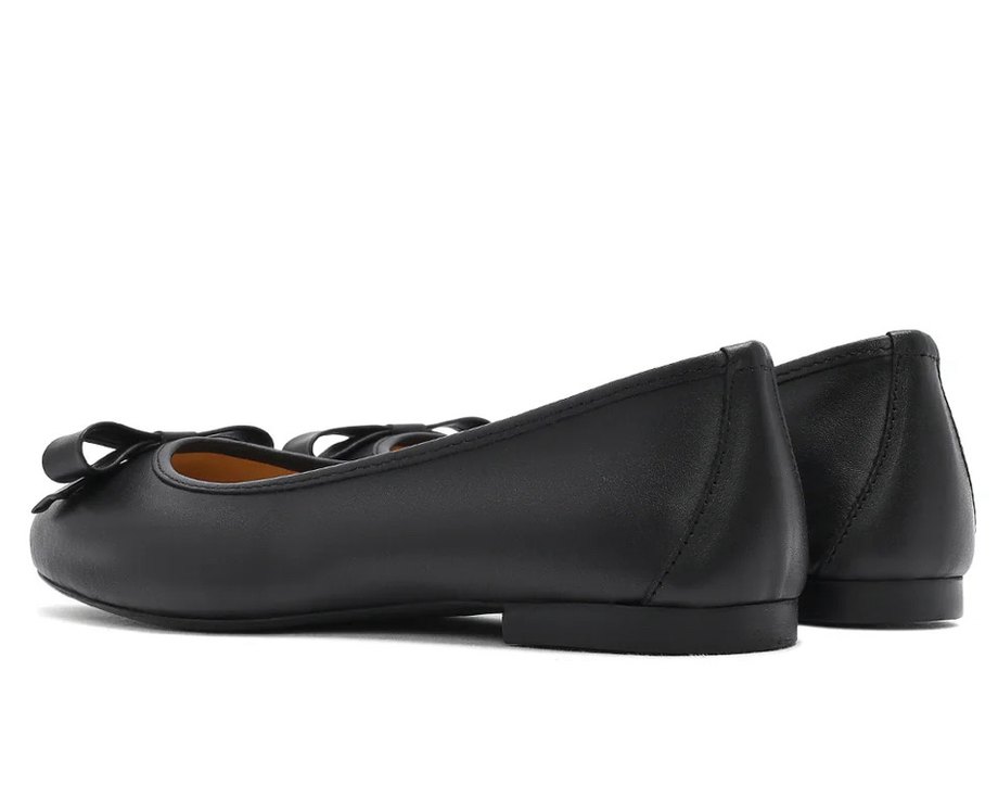 Derimod Kadin Siyah Fiyonklu
Deri Babet - Görsel 2