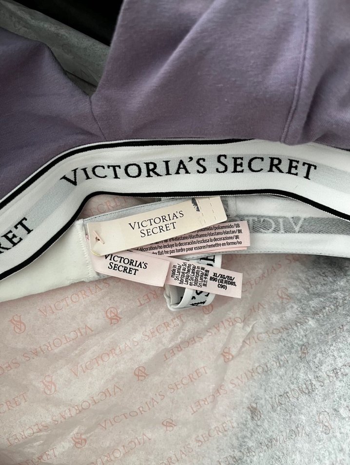 Victoria's Secret Balensiz Pamuklu
Dekolte Sütyeni - Görsel 3