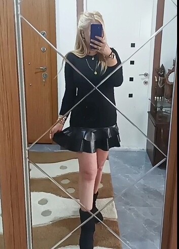 Zara Elbise deri etekli fırfırlı sahane M beden