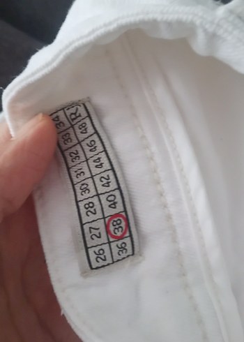 Beyaz Midi Pantolon - Görsel 5