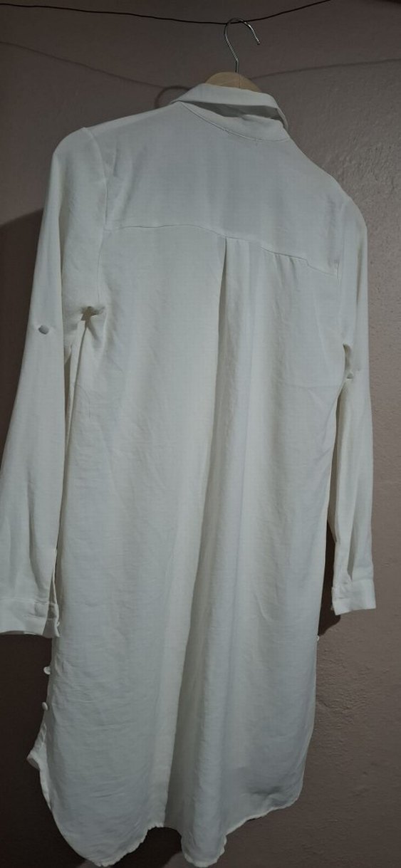 Beyaz Keten V Yakalı Uzun Kollu Gömlek - Görsel 3
