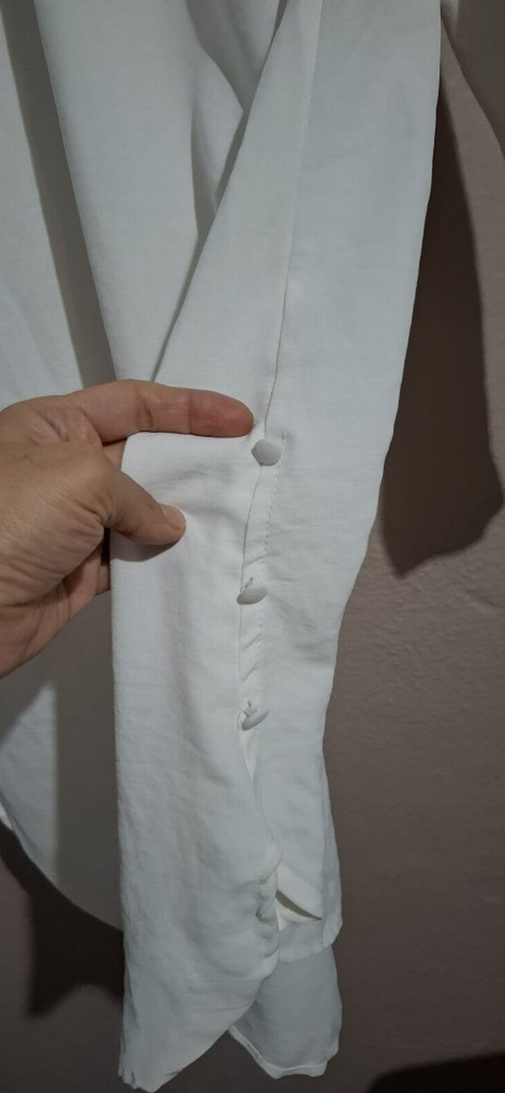 Beyaz Keten V Yakalı Uzun Kollu Gömlek - Görsel 5