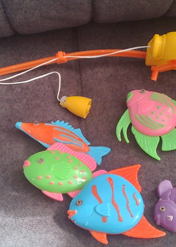 Renkli Balık Tutma Oyuncağı - Görsel 2
