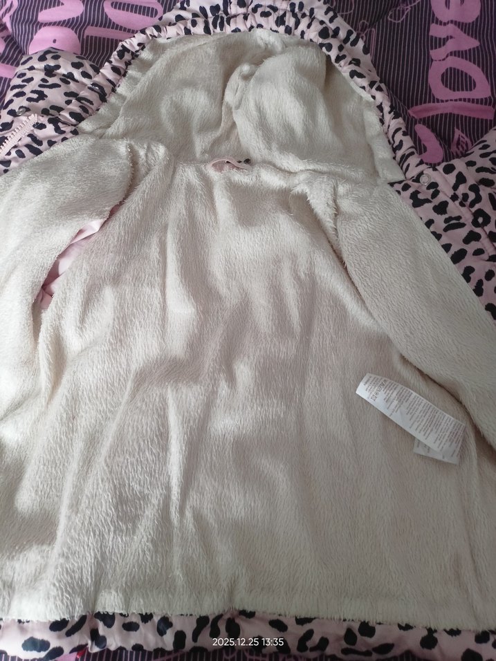 Kız Çocuk Leopar Desenli Kapüşonlu Mont - Görsel 4