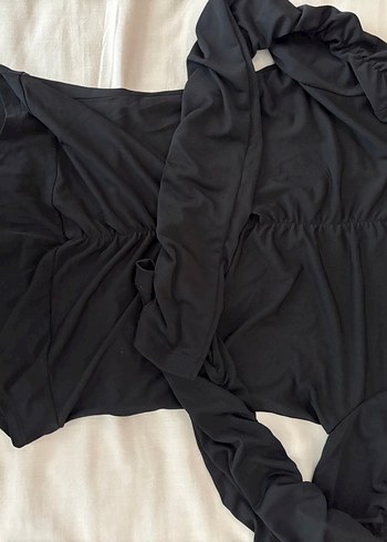 Siyah Drapeli çıtçıtlı bluz