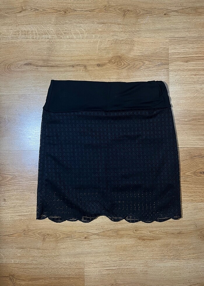 Dantelli astarli diz ustu gunluk etek - Görsel 2