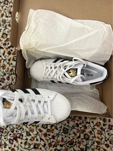 41 Beden beyaz Renk Adidas SuperStar Orijinal Ürün