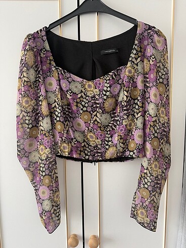 Trendyolmilla Renkli Şık Crop Bluz