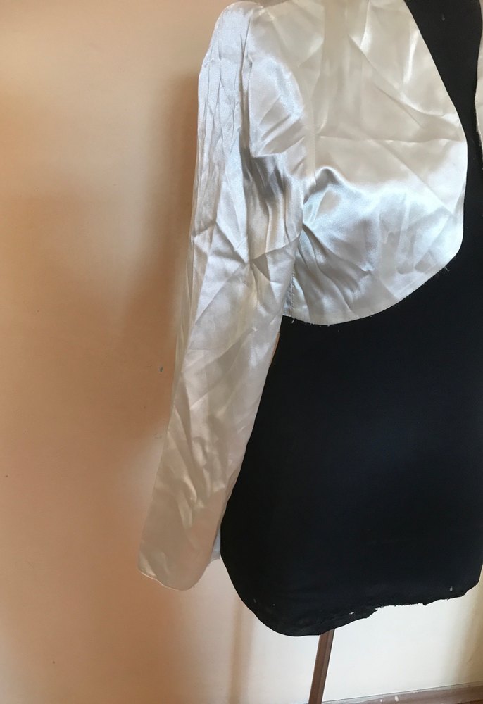 Krem Rengi Saten Uzun Kollu Bolero - Görsel 2