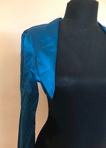 Mavi Saten Bolero Yaka Detaylı - Görsel 2