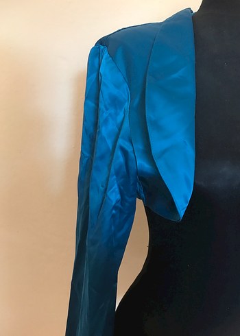 Mavi Saten Bolero Yaka Detaylı - Görsel 3