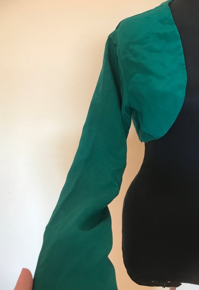 Uzun Kollu Yeşil  Bolero - Görsel 3