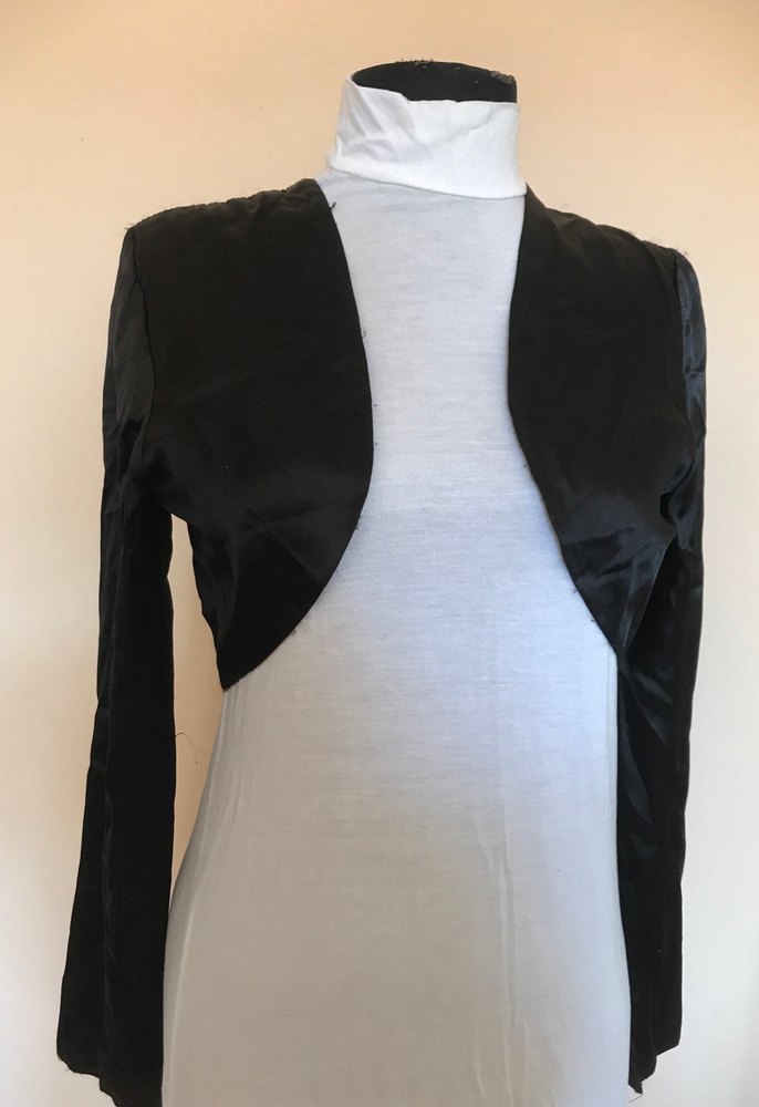 Siyah Saten Uzun Kollu Bolero - Görsel 2