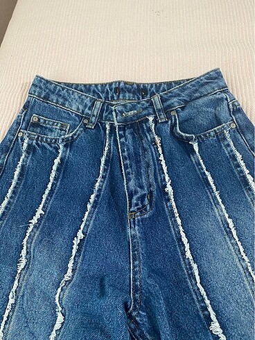 Zara Zara Jean