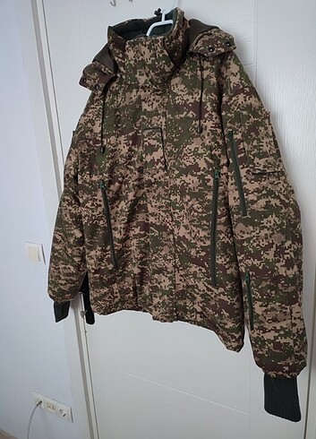 Asker montı