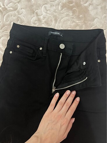 Trendyol & Milla Milla siyah dar paça pantolon