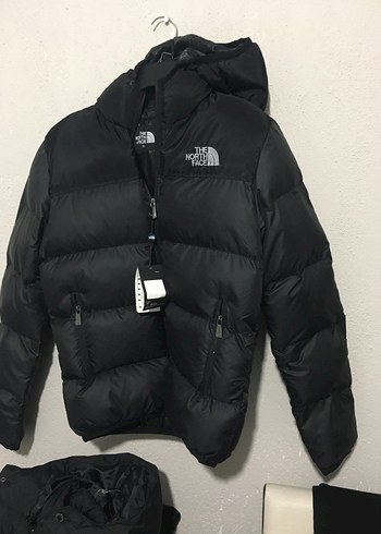 The North Face Siyah Fermuarlı Mont - Görsel 2