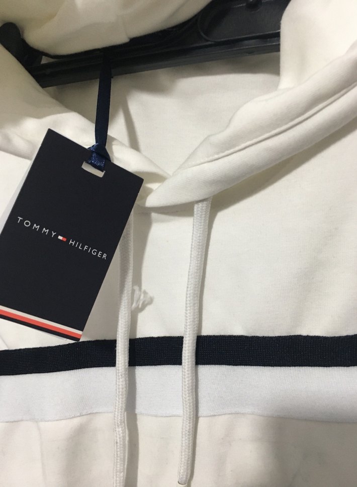 Tommy Hilfiger Beyaz Kapüşonlu Sweatshirt - Görsel 4