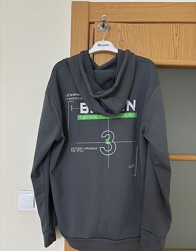 Defacto Sweatshirt
