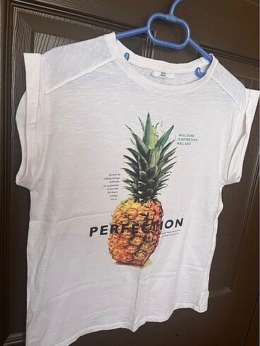 Mango MANGO ANANAS DESENLİ BEYAZ BLUZ