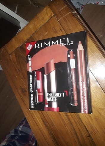 Rimmel london set
