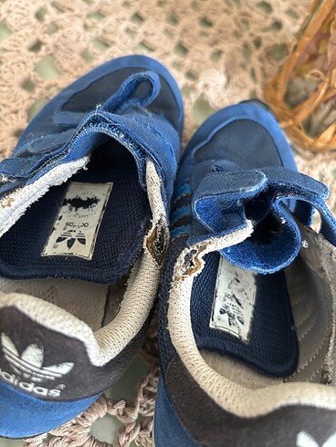 31 Beden Adidas spor ayakkabı