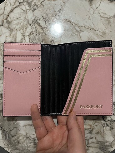 Victoria s Secret Pasaport Cüzdanı