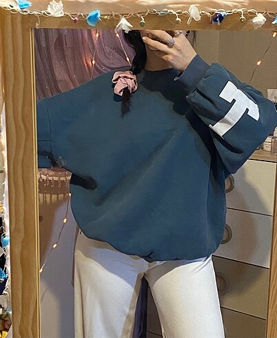 Diğer OMUZ-KOL YAZI BASKILI OVERSIZE SWEATSHIRT