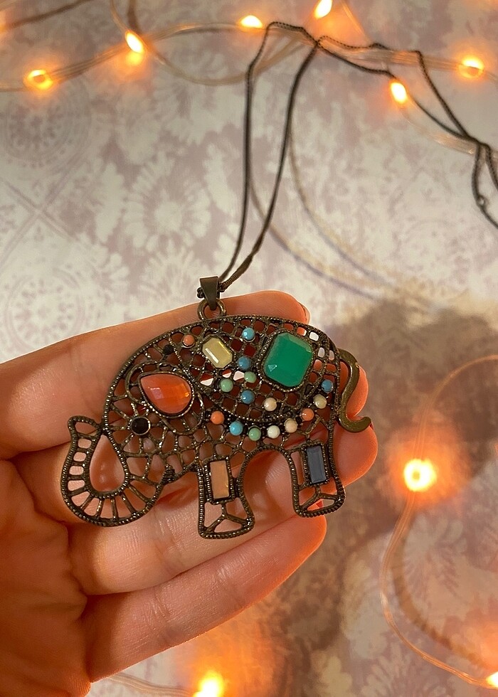 Uzun zincirli taşlı model fil kolye - Görsel 2